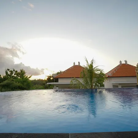 Innora Jungle Resort And Spa