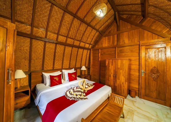 Innora Jungle And Hotel Batununggul